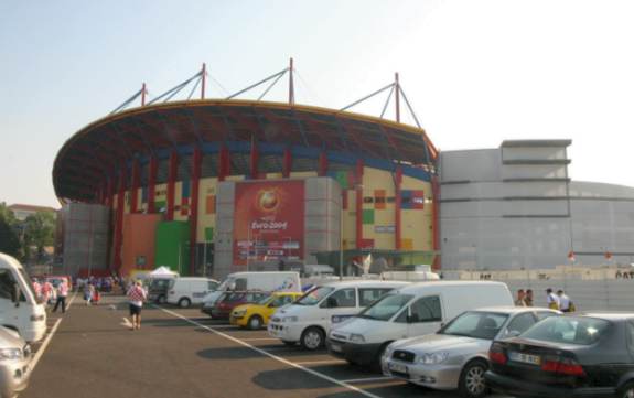 Estádio Dr. Magalhães Pessoa (Leiria) - Außenansicht