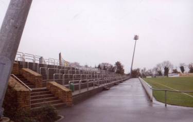 Stade Holleschbierg - Gegenseite