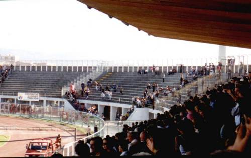 Stadio Armadio Picchi - Gästekurve noch leer