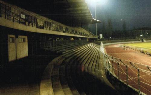 Stade de I'lll- Blick über die Gegenseite