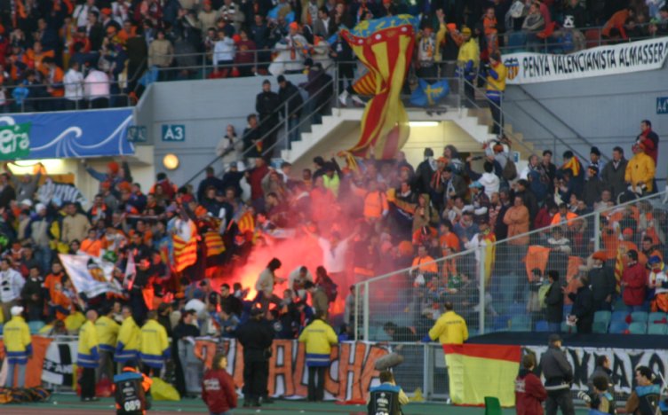 Nyu Ullevi - Valencia in Flames