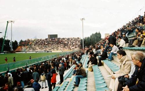 Stadio Communale Oreste Granillo - Blick über die Gegenseite