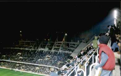 Mestalla - Hintertortrib&uuml;ne im Umbau